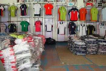 產(chǎn)品名稱：義烏收購(gòu)庫(kù)存服裝
產(chǎn)品型號(hào)：義烏回收服裝-義烏收購(gòu)?fù)b-義烏收購(gòu)庫(kù)存時(shí)裝-收購(gòu)?fù)赓Q(mào)服裝回收童裝棉衣-收購(gòu)?fù)b牛仔褲-收購(gòu)韓版童裝
產(chǎn)品規(guī)格：義烏回收服裝-義烏回收童裝-義烏回收庫(kù)存時(shí)裝-回收外貿(mào)服裝回收童裝棉衣-回收童裝牛仔褲-回收韓版童裝